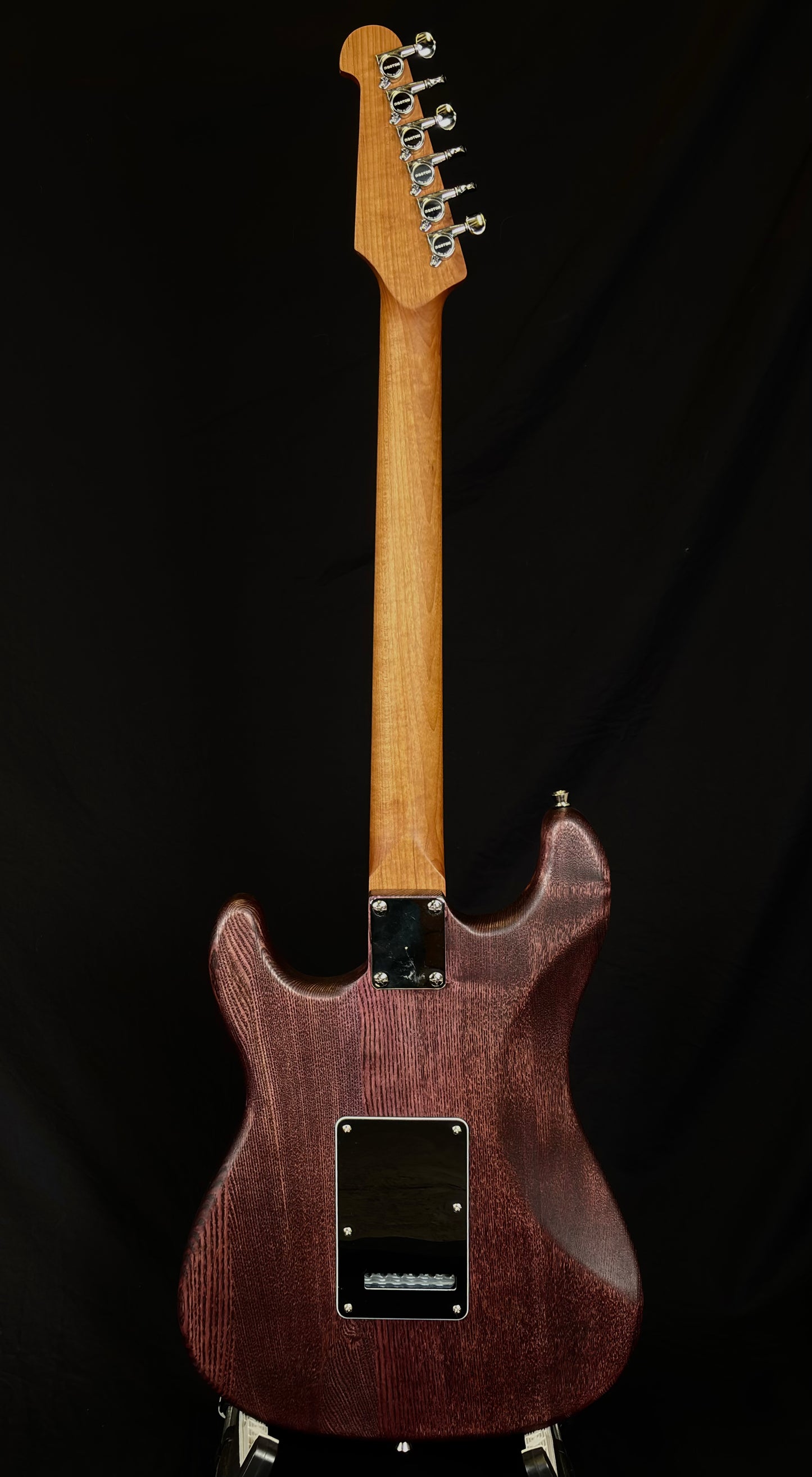 RJK Lite Leopard L03 Merlot