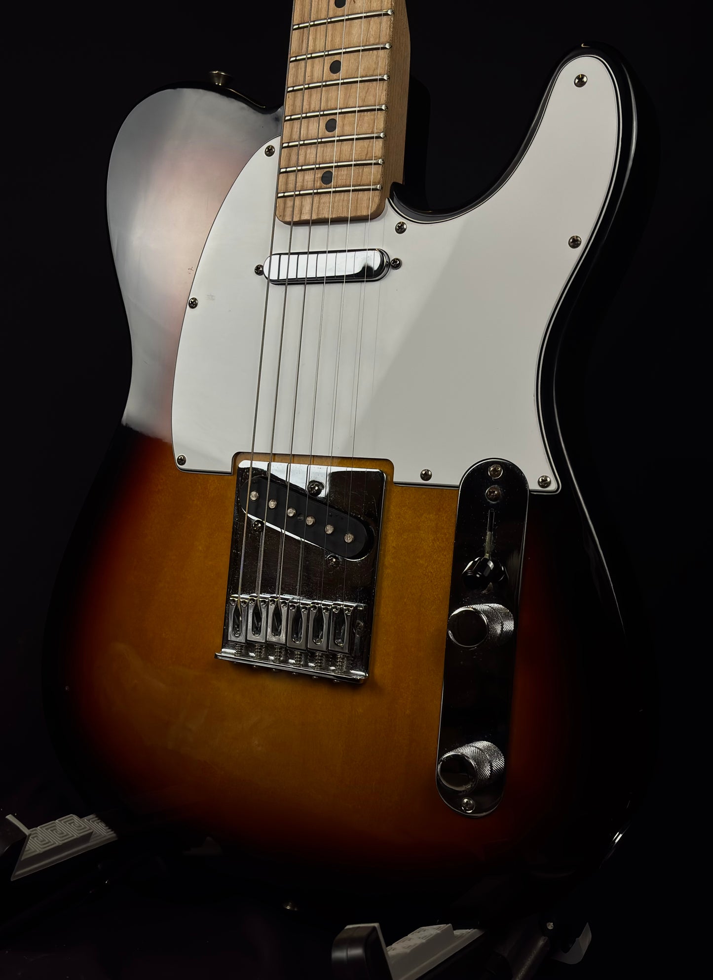 Fender Standard Telecaster Sunburst (Pre-Owned)
