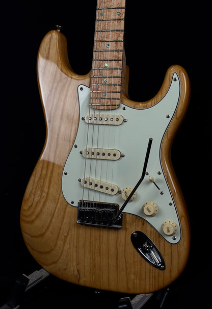 Fender Light Ash Stratocaster MIK (Pre-Owned)