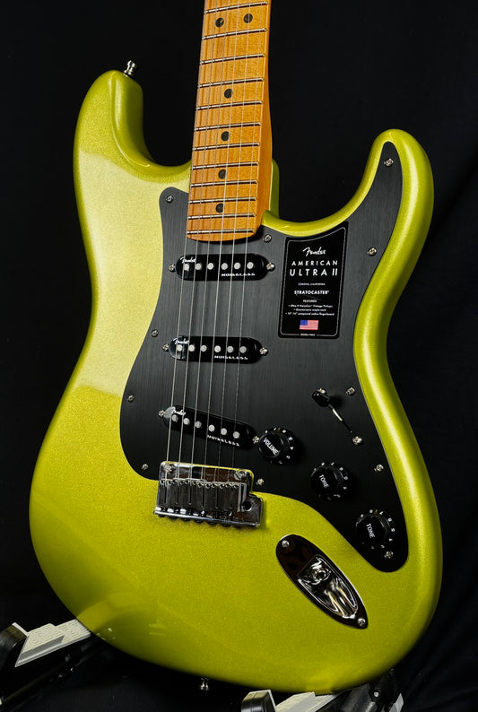 Fender American Ultra II Stratocaster Solar Flare (Pre-Owned)